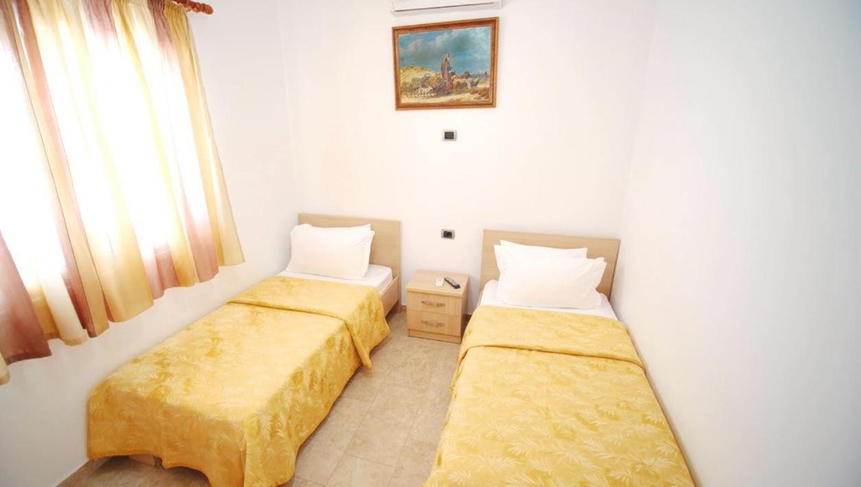 Exclusive Greccia Inn Dhërmi Dış mekan fotoğraf