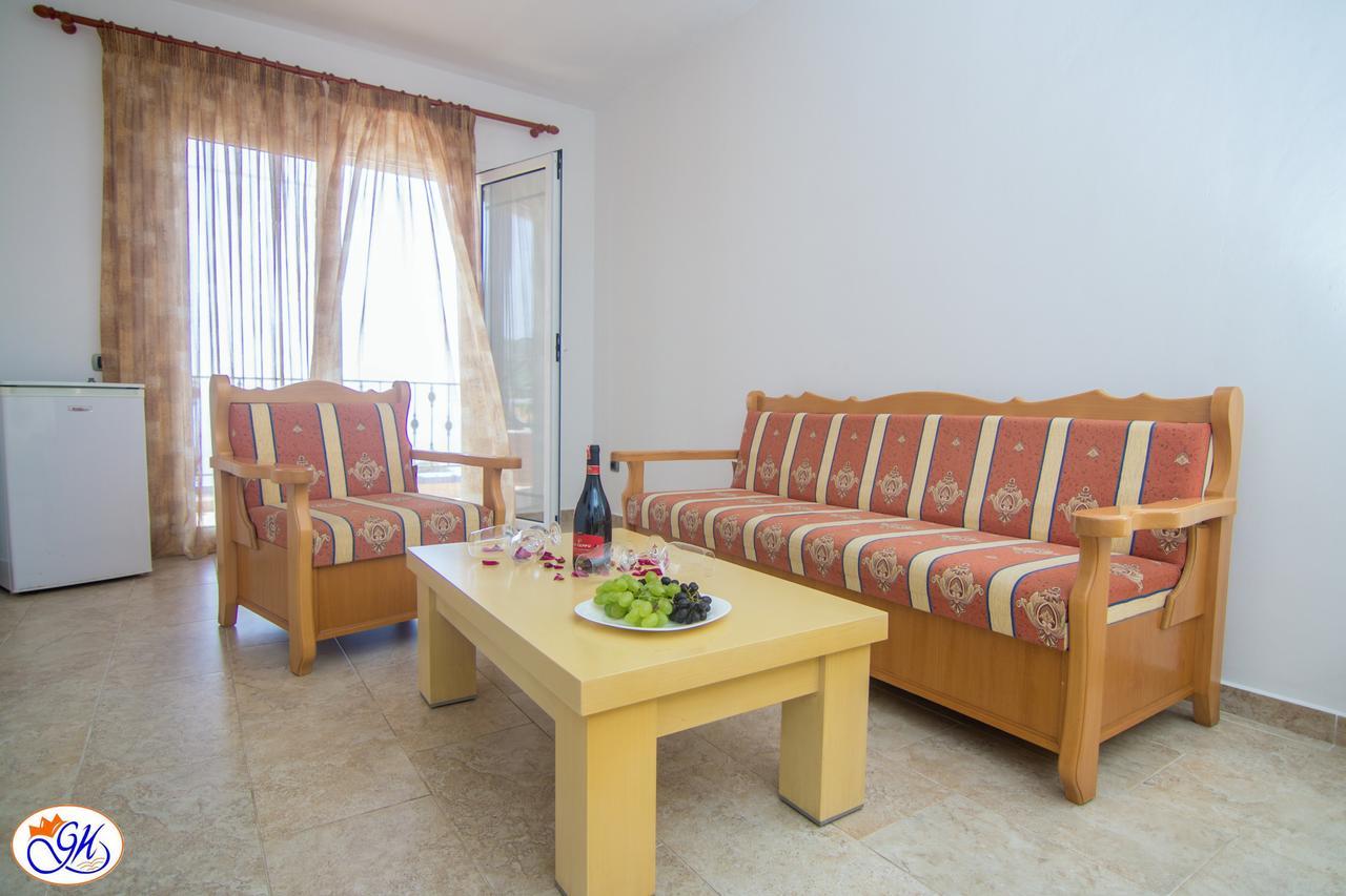 Exclusive Greccia Inn Dhërmi Dış mekan fotoğraf